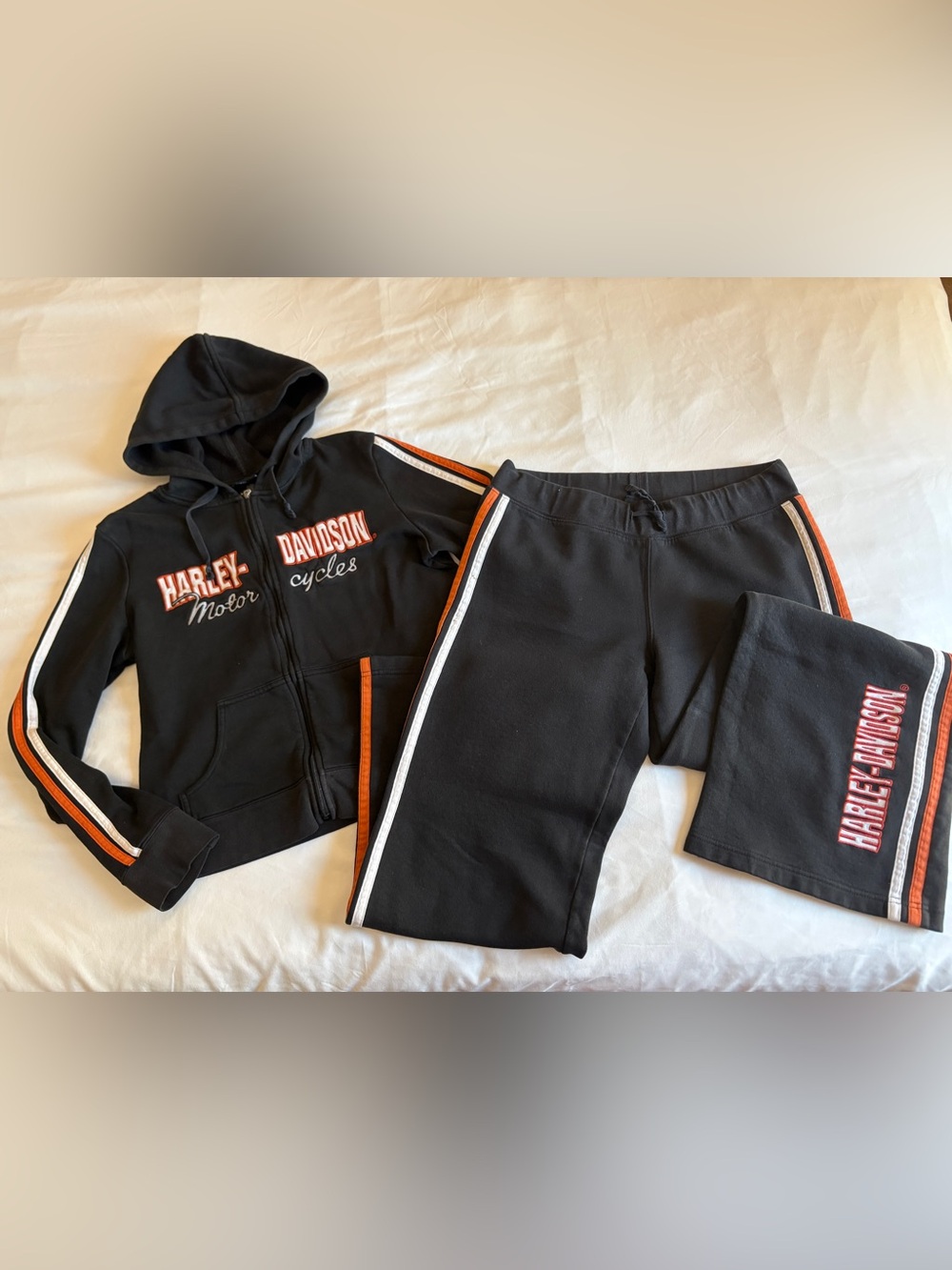 Harley-Davidson Full Zip Hoodie Straight Leg Sweatpant Set Athleisure Sporty Y2K